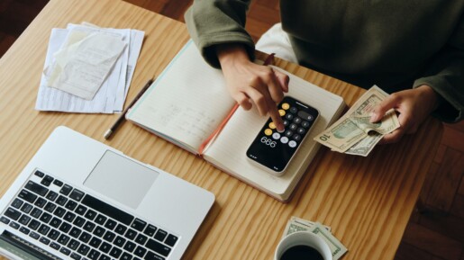 Creación de marca con ejemplos y consejos